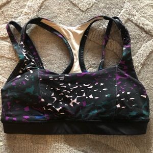 Lululemon Size 6 Racerback Sports Bra